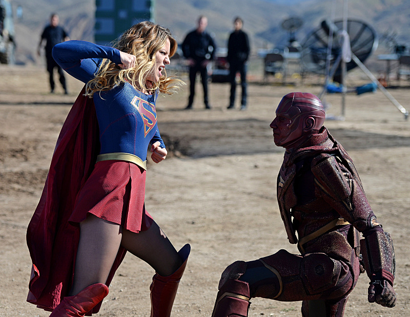 Iddo Goldberg On Suiting Up As Red Tornado & Taking On 'Supergirl'
