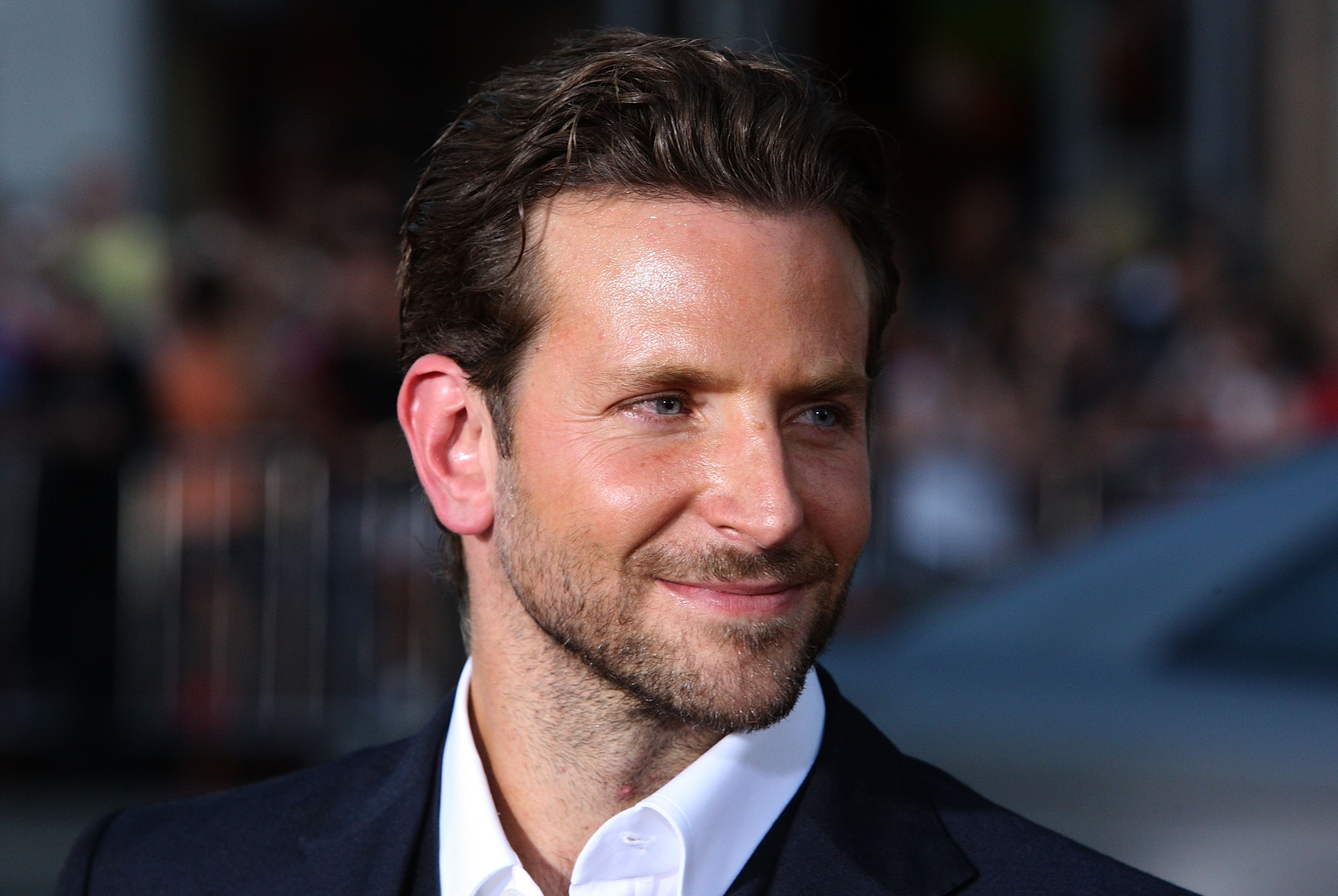 Bradley Cooper arrives at the premiere of Twentieth Century Fox’s ‘All About Steve’ held at Mann’s Chinese Theater on August 26, 2009 in Los Angeles, California