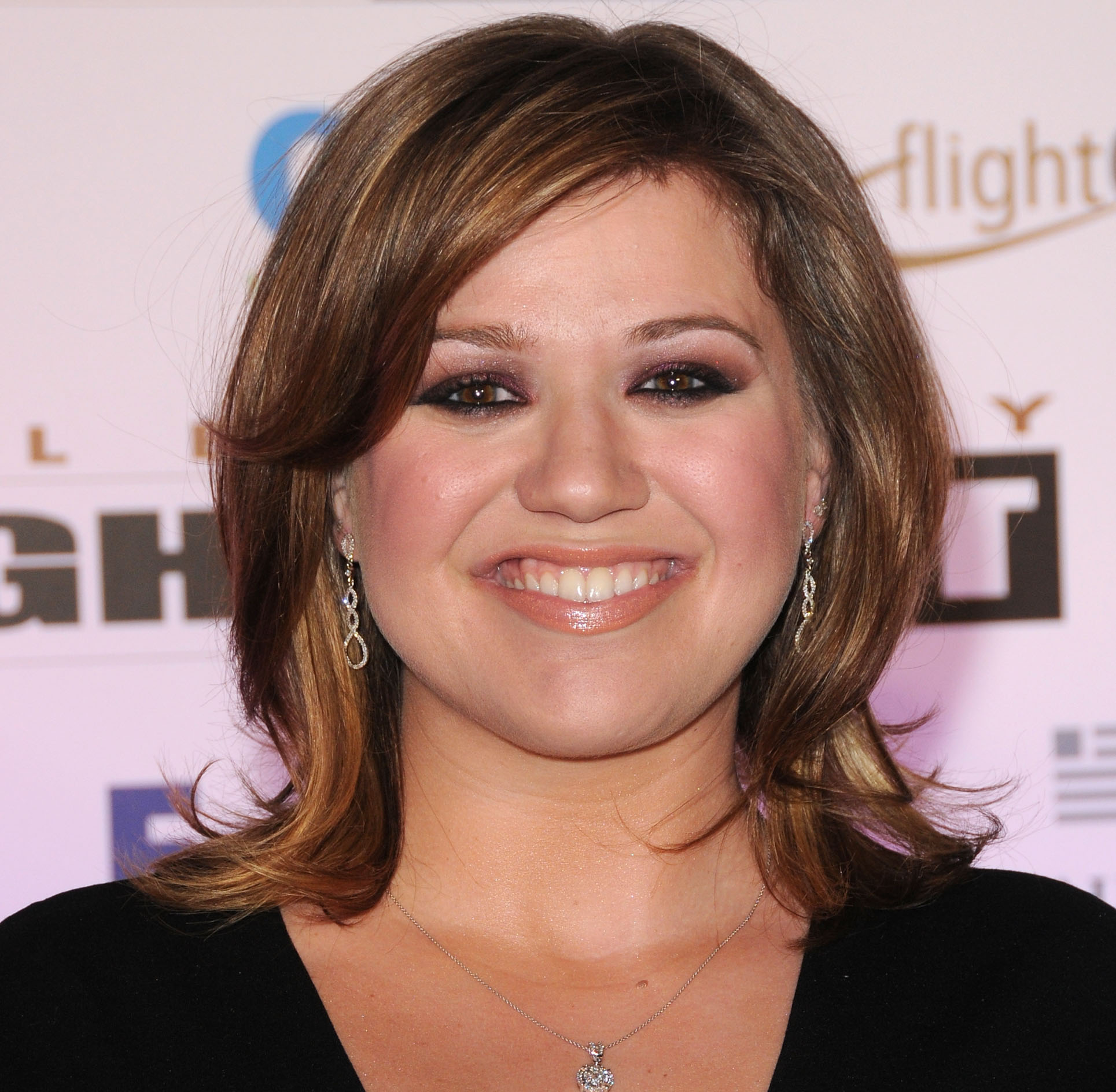 Kelly Clarkson on Television Broadway and Maybe Returning to American  Idol