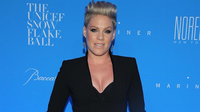 5 Reasons Pink Is One Amazing Lady 5 Reasons Pink Is One Amazing Lady
