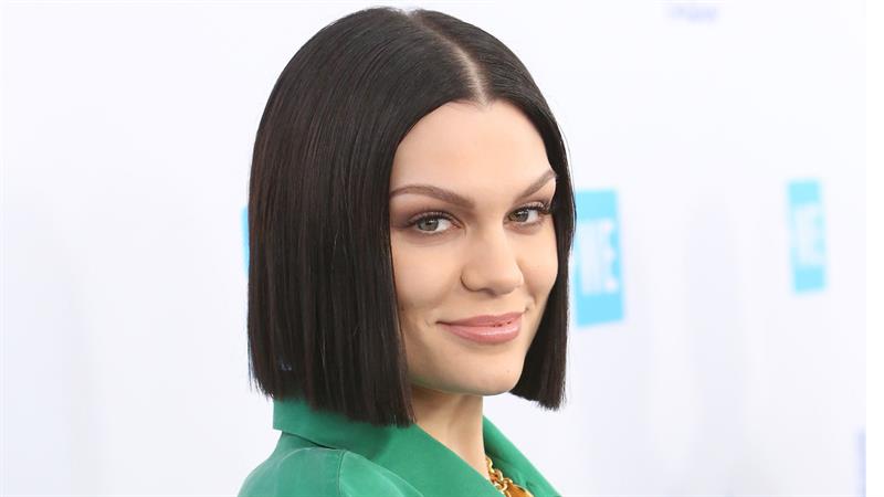 Jessie J Addresses Her Cellulite On Instagram & Fans Are Totally Her For It! Jessie J Addresses Her Cellulite On Instagram & Fans Are Totally Her For It!