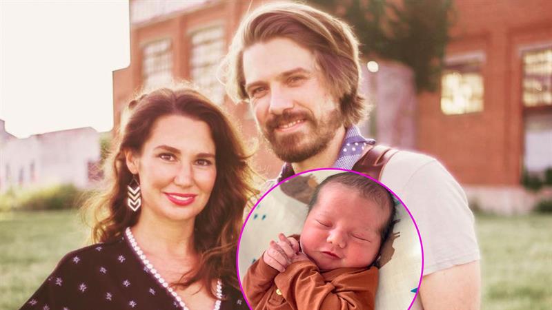 Taylor Hanson Wife Natalie Welcome Sixth Child The Gift Of A