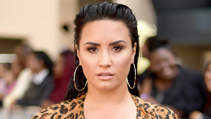 Demi Lovato Gets A New Tattoo Of Her Grandma's Face On Her Arm! Demi Lovato Gets A New Tattoo Of Her Grandma's Face On Her Arm!