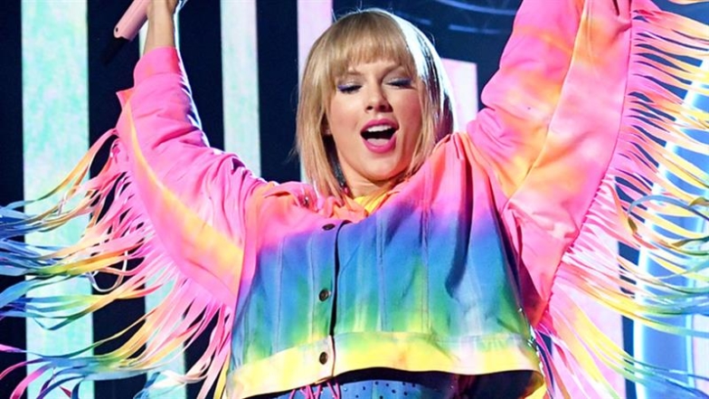 Taylor Swift Dominates Beyoncé, Katy Perry and More As 2019's Highest-Paid Woman in Music