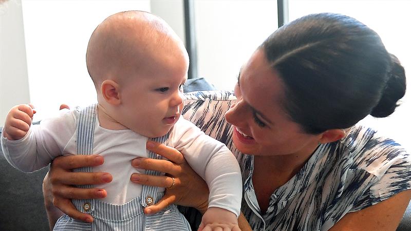 Meghan Markle & Prince Harry's Baby Archie Hits New Milestone Right In