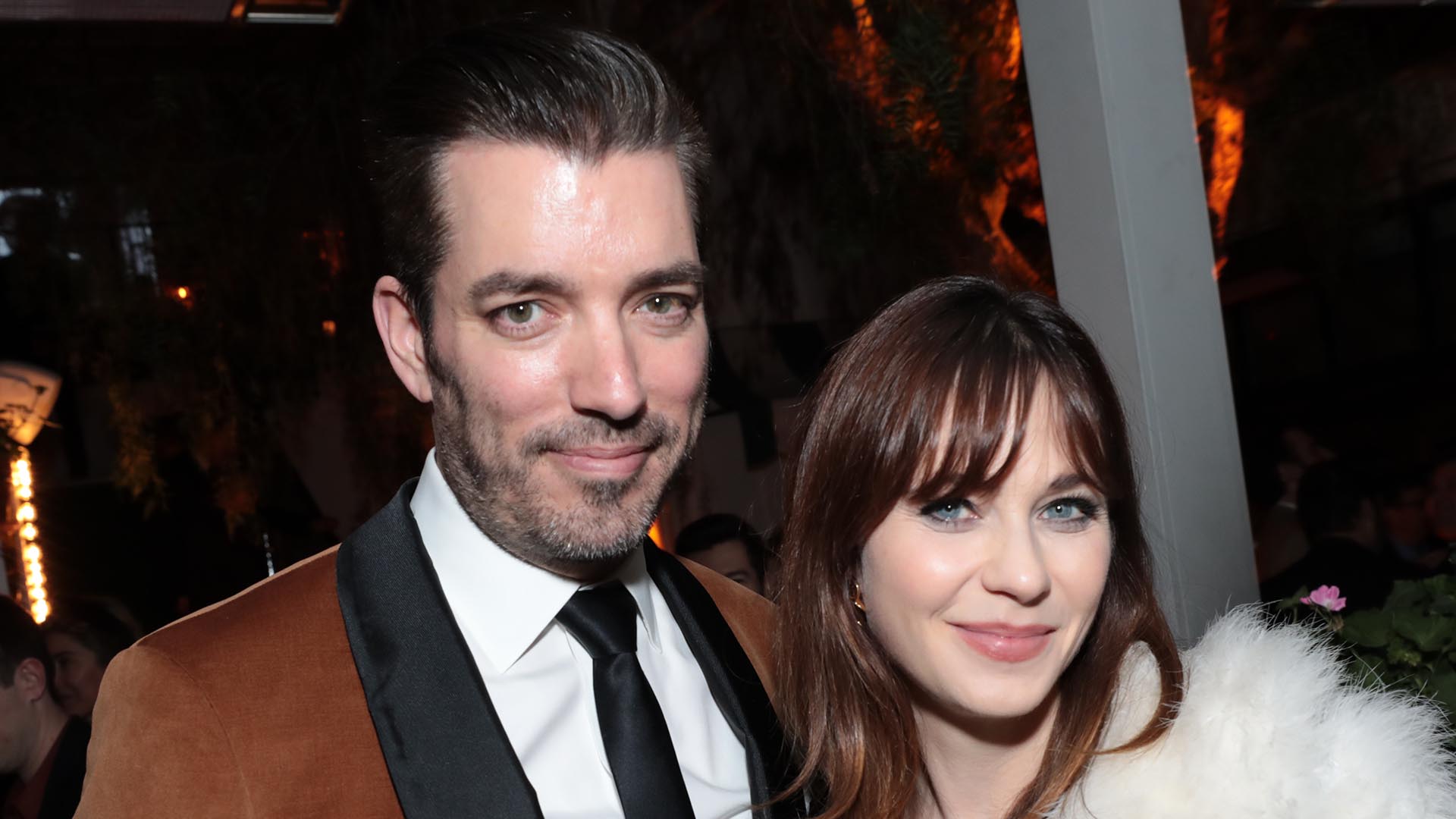 Zooey Deschanel & Jonathan Scott Beg People To Stay Home