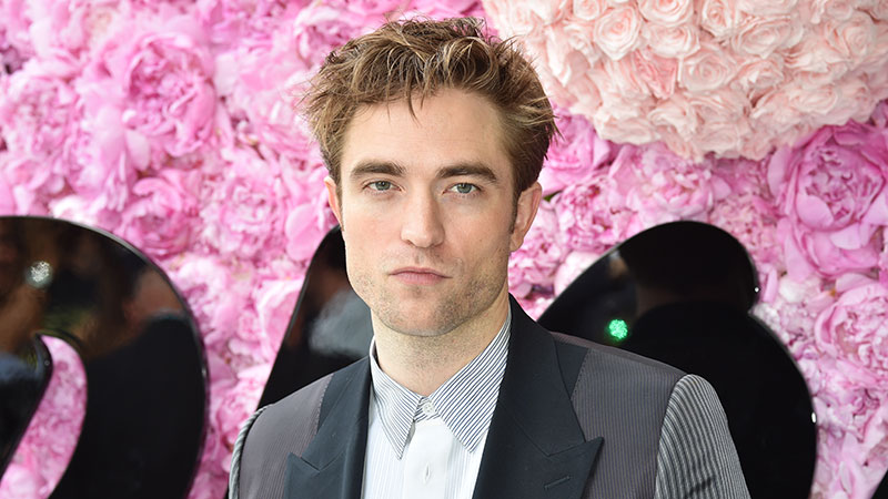 Robert Pattinson Tests Positive For Covid-19, Halting ‘The Batman’ Production (Reports)