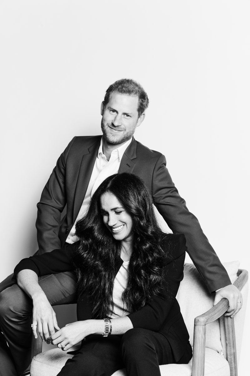 Meghan Markle & Prince Harry Wow With New Photo That