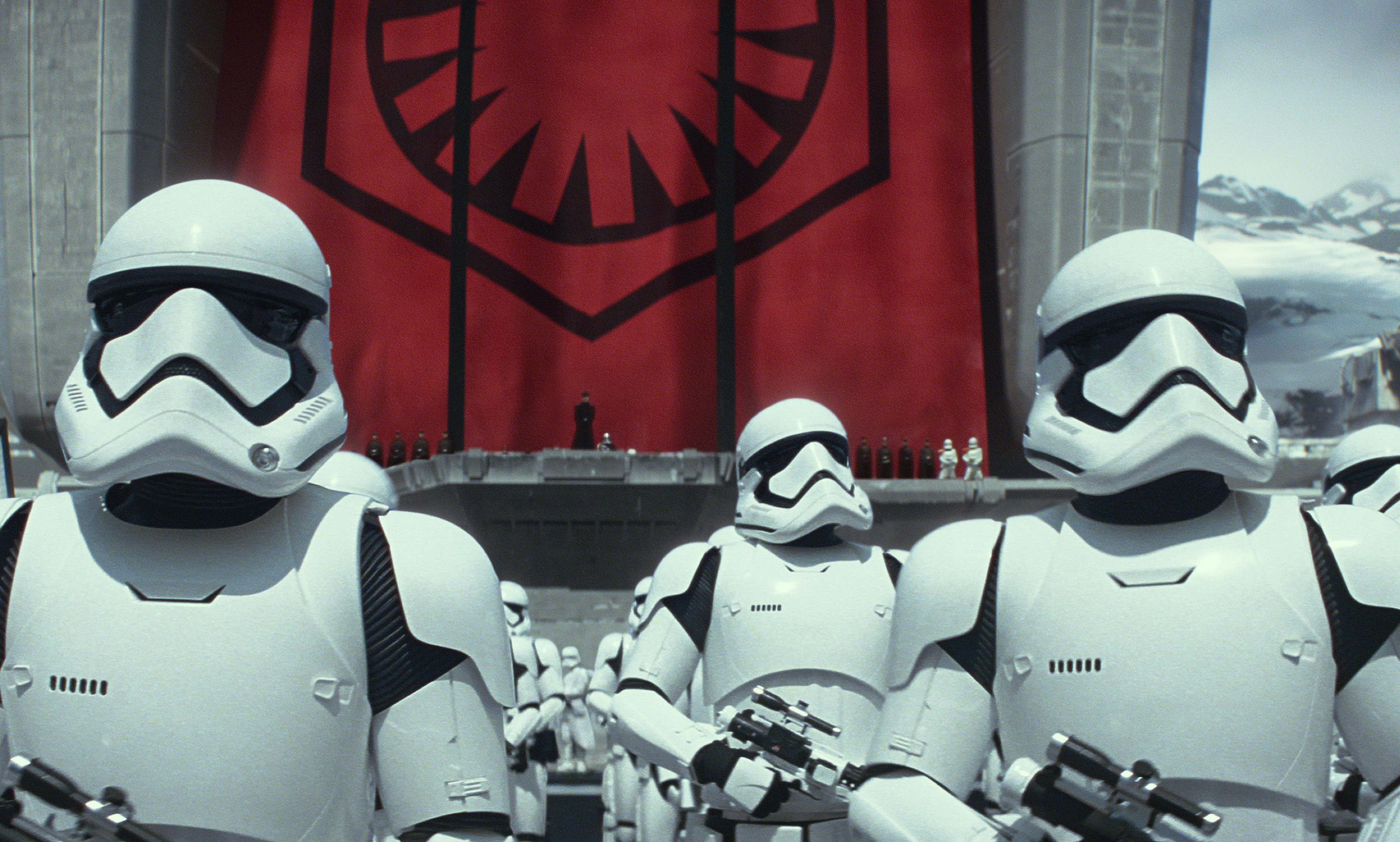 Star Wars: The Force Awakens': New Pics! | Access Online