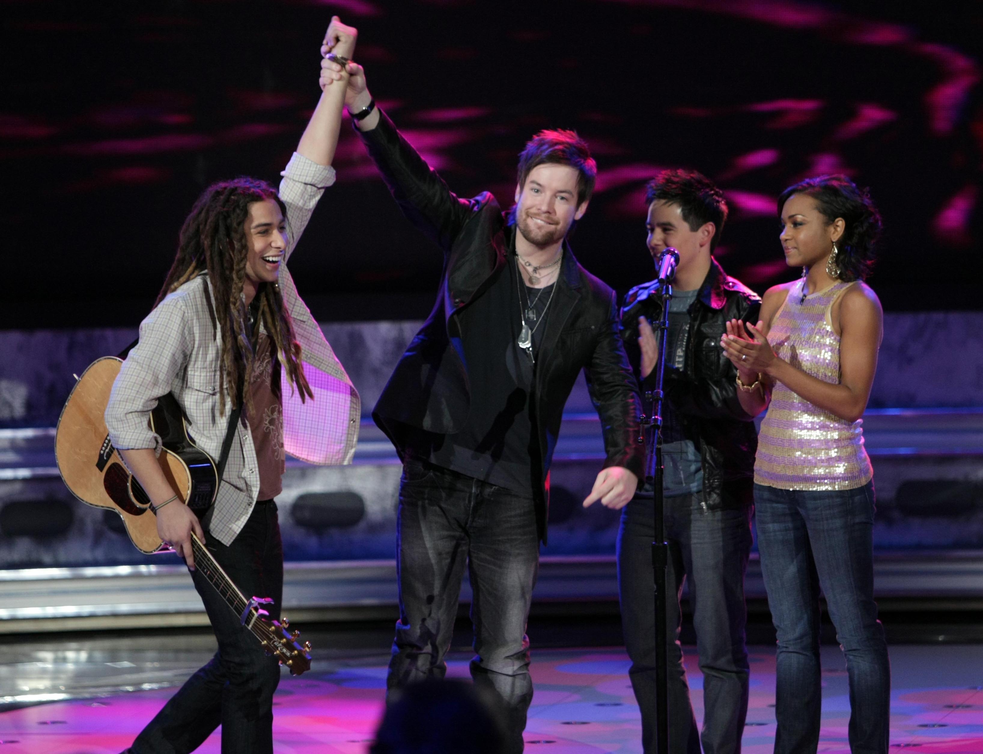Jason Castro leaves ‘Idol’ cheered on by Syesha Mercado, David Cook and David Archuleta