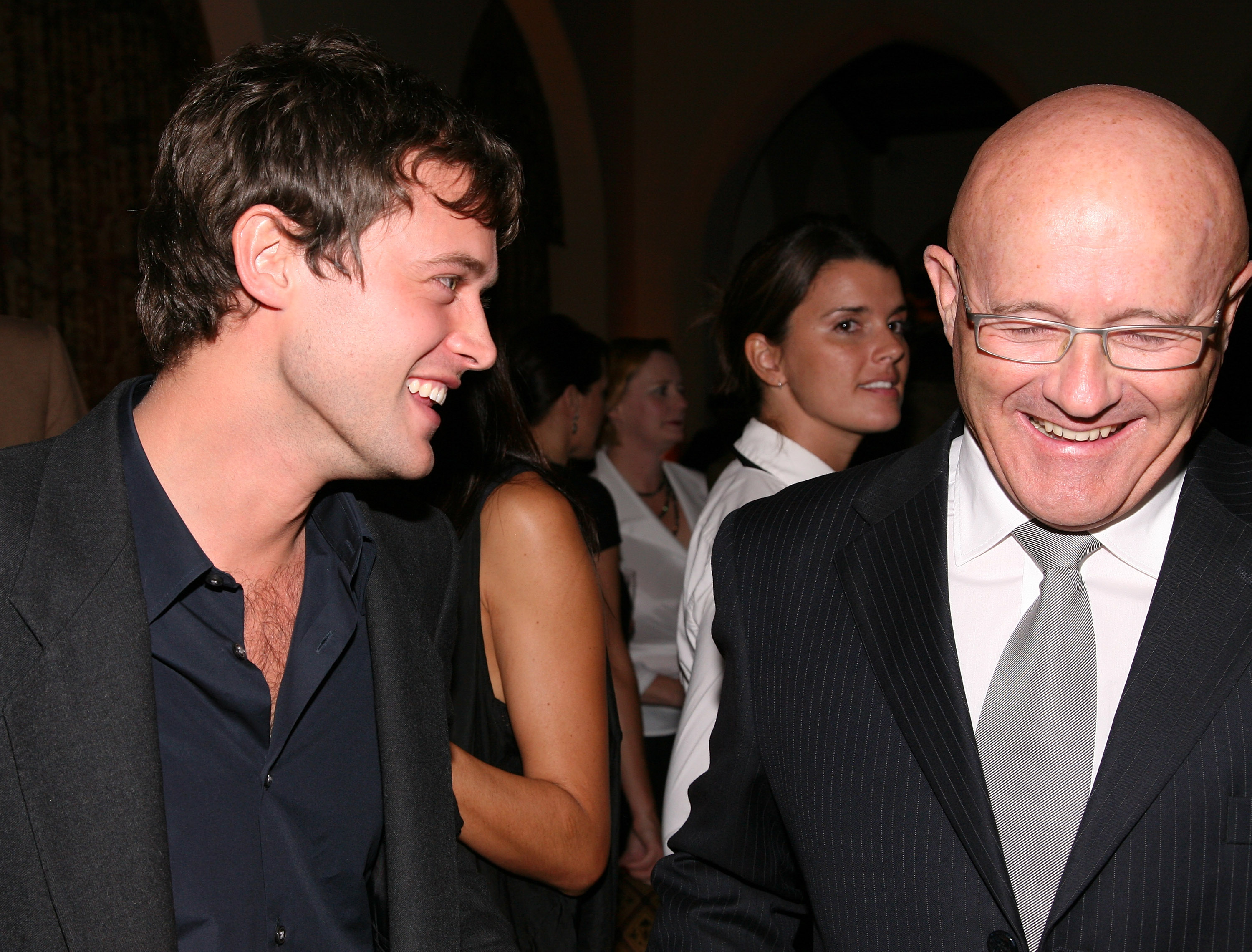 Oliver Ackland talks with Heath Ledger’s father, Kim, in LA