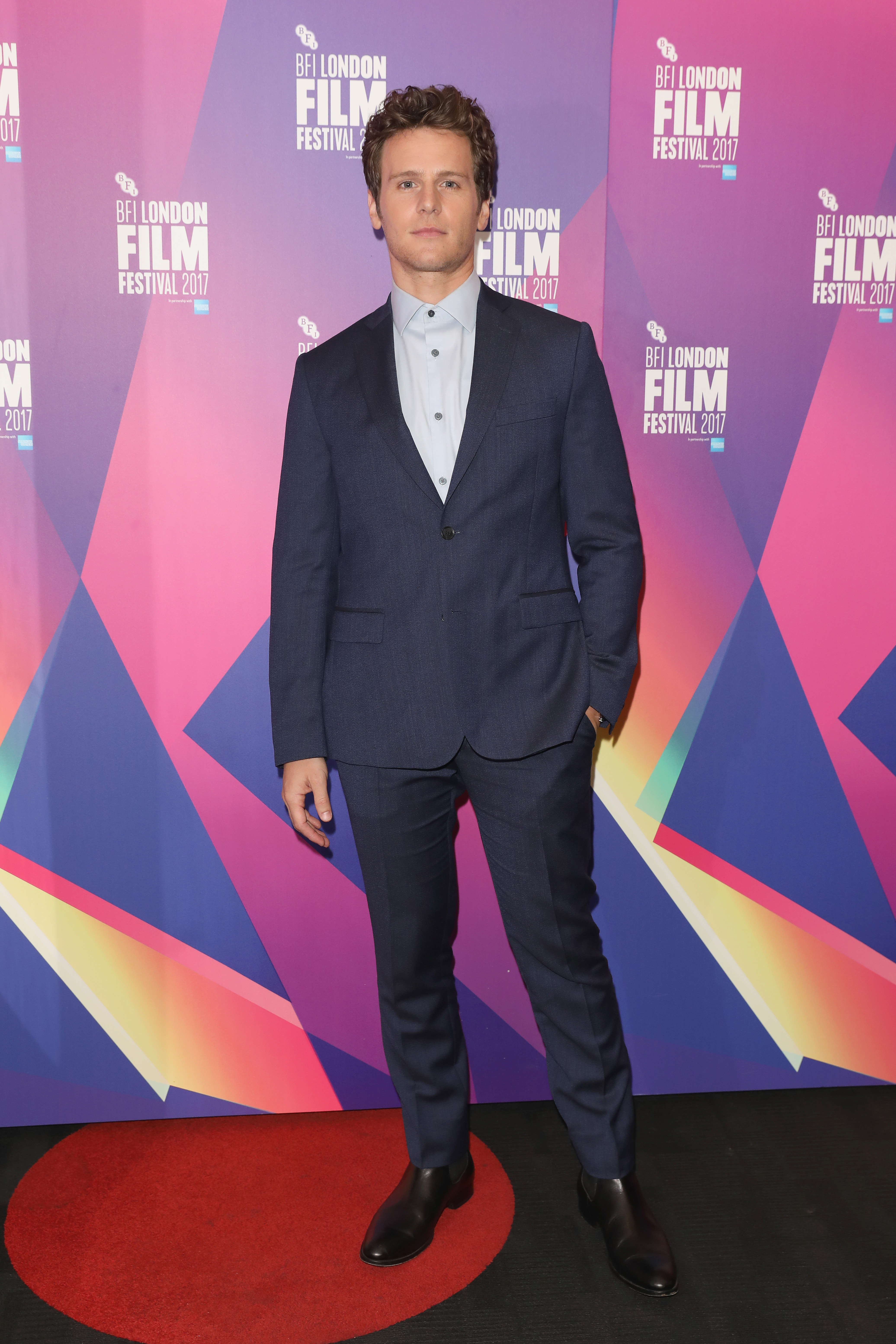 Netflix Series 'Mindhunter' Stars Jonathan Groff As FBI Agent